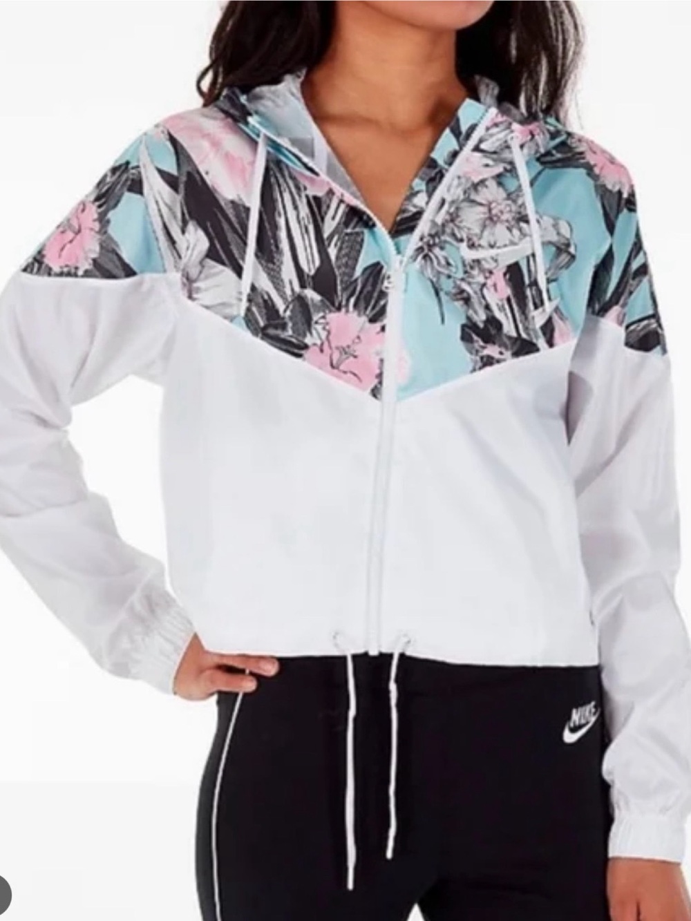 NIKE Hyper Femme Cropped Windrunner Jacket Size M